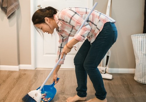 How many calories are burned when cleaning the house?